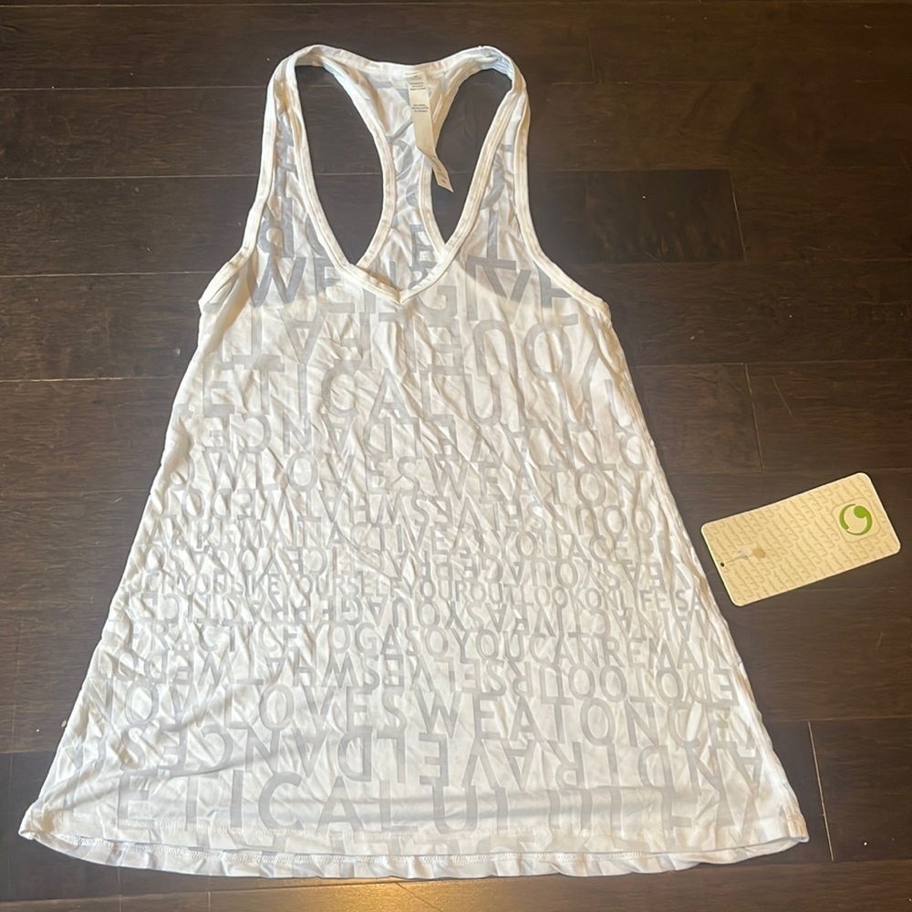 Lululemon HTF Manifesto Racerback Tank Size 4 - White